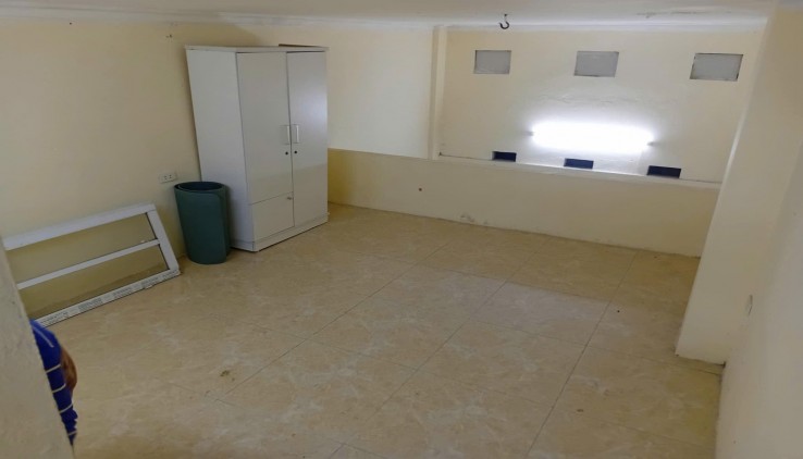 Cho thuê nhà ngõ 134 Đê Trần Khát Chân, 30m2, 3 tầng, 3 ngủ, 9 triệu
